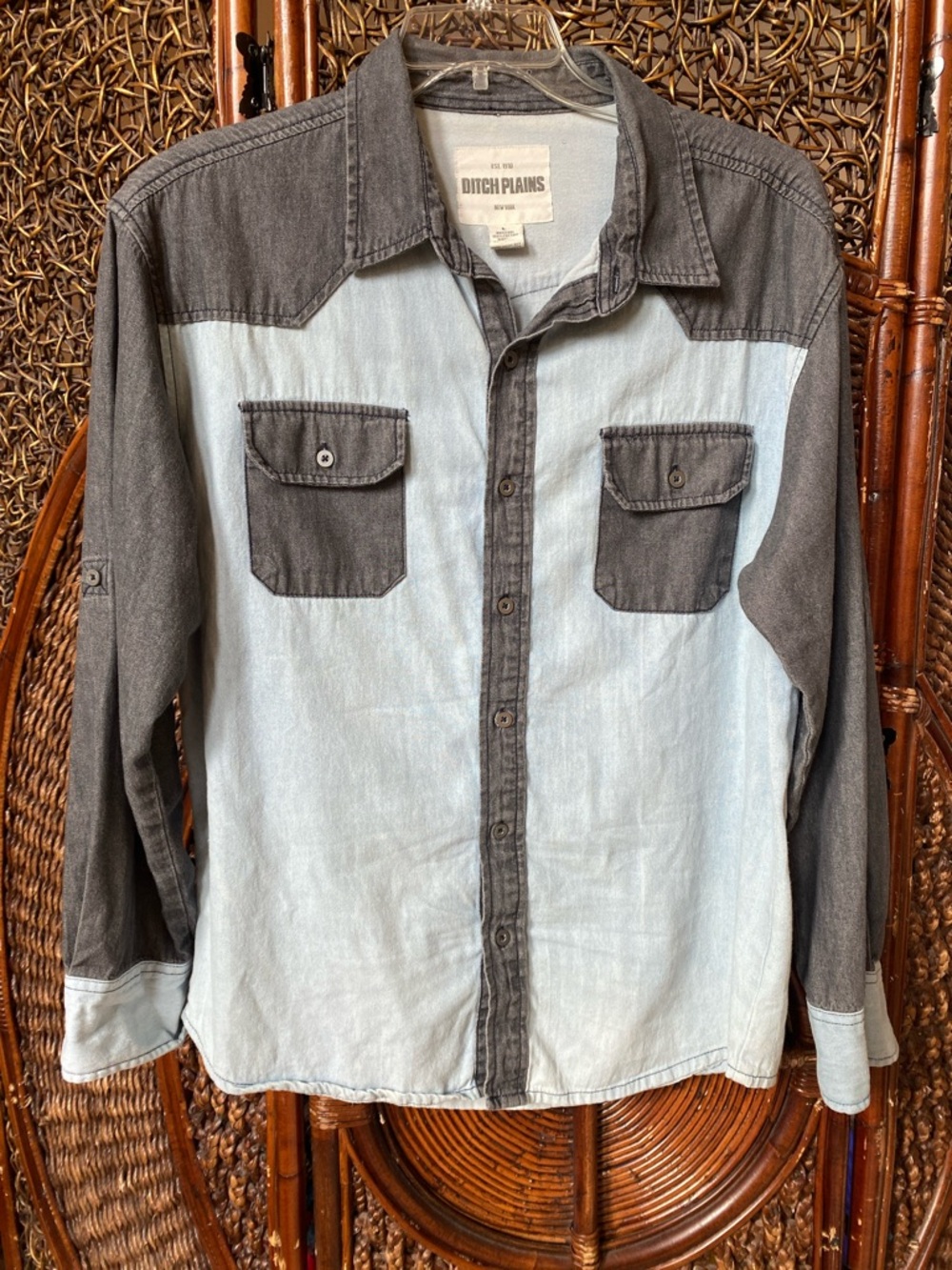 Ditch Plains - L - Men’s Two-Tone Denim Shirt - Light Blue & Charcoal